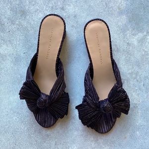 NWT Loeffler Randall Emilia Bow sandals Black sz 8